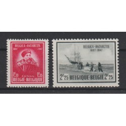 1946 - COB 749/50* - Scott...